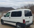 Белый Пежо Partner, объемом двигателя 1.4 л и пробегом 235 тыс. км за 1700 $, фото 4 на Automoto.ua