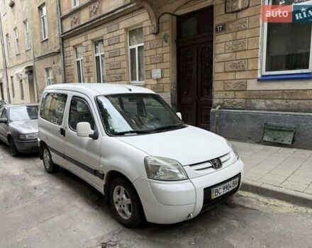 Білий Пежо Partner, об'ємом двигуна 2 л та пробігом 209 тис. км за 4000 $, фото 5 на Automoto.ua