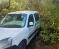 Белый Пежо Partner, объемом двигателя 2 л и пробегом 516 тыс. км за 1900 $, фото 1 на Automoto.ua