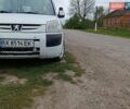 Белый Пежо Partner, объемом двигателя 2 л и пробегом 326 тыс. км за 3200 $, фото 1 на Automoto.ua