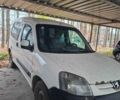 Белый Пежо Partner, объемом двигателя 2 л и пробегом 516 тыс. км за 1900 $, фото 5 на Automoto.ua
