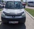 Білий Пежо Partner, об'ємом двигуна 1.87 л та пробігом 305 тис. км за 2650 $, фото 1 на Automoto.ua