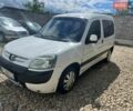 Белый Пежо Partner, объемом двигателя 2 л и пробегом 340 тыс. км за 2999 $, фото 1 на Automoto.ua