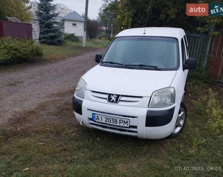 Білий Пежо Partner, об'ємом двигуна 1.36 л та пробігом 399 тис. км за 3300 $, фото 21 на Automoto.ua