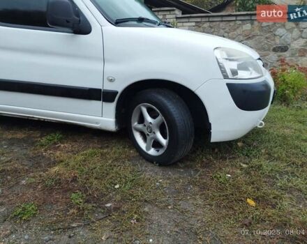 Білий Пежо Partner, об'ємом двигуна 1.36 л та пробігом 399 тис. км за 3300 $, фото 18 на Automoto.ua