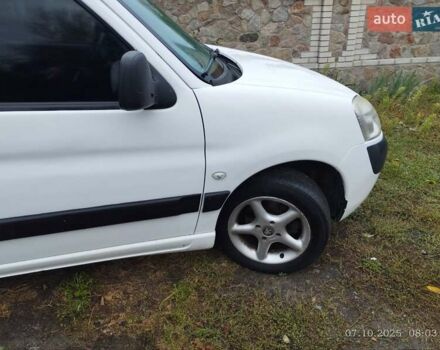 Білий Пежо Partner, об'ємом двигуна 1.36 л та пробігом 399 тис. км за 3300 $, фото 19 на Automoto.ua