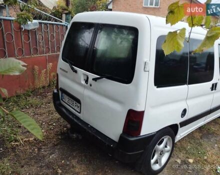 Білий Пежо Partner, об'ємом двигуна 1.36 л та пробігом 399 тис. км за 3300 $, фото 2 на Automoto.ua