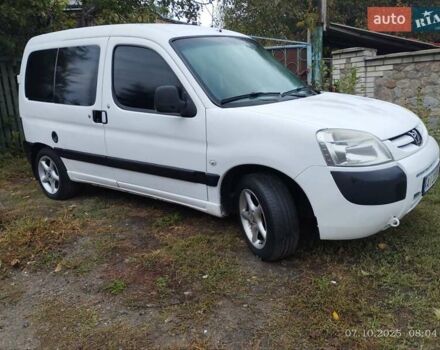 Білий Пежо Partner, об'ємом двигуна 1.36 л та пробігом 399 тис. км за 3300 $, фото 27 на Automoto.ua