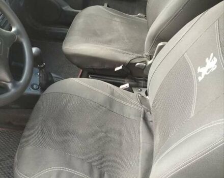 Білий Пежо Partner, об'ємом двигуна 1.36 л та пробігом 399 тис. км за 3300 $, фото 30 на Automoto.ua