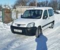 Белый Пежо Partner, объемом двигателя 1.4 л и пробегом 303 тыс. км за 2150 $, фото 1 на Automoto.ua