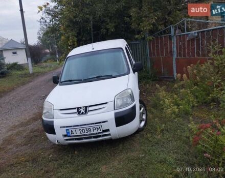 Білий Пежо Partner, об'ємом двигуна 1.36 л та пробігом 399 тис. км за 3300 $, фото 22 на Automoto.ua