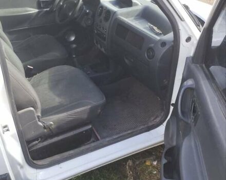 Білий Пежо Partner, об'ємом двигуна 1.36 л та пробігом 399 тис. км за 3300 $, фото 29 на Automoto.ua