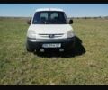 Белый Пежо Partner, объемом двигателя 1.9 л и пробегом 427 тыс. км за 3800 $, фото 3 на Automoto.ua