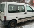 Белый Пежо Partner, объемом двигателя 2 л и пробегом 302 тыс. км за 4500 $, фото 1 на Automoto.ua