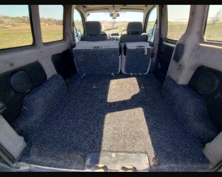 Белый Пежо Partner, объемом двигателя 1.9 л и пробегом 427 тыс. км за 3800 $, фото 10 на Automoto.ua