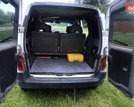 Белый Пежо Partner, объемом двигателя 1.87 л и пробегом 450 тыс. км за 3600 $, фото 3 на Automoto.ua