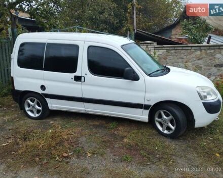 Білий Пежо Partner, об'ємом двигуна 1.36 л та пробігом 399 тис. км за 3300 $, фото 12 на Automoto.ua