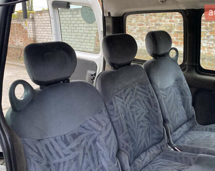 Білий Пежо Partner, об'ємом двигуна 1.6 л та пробігом 170 тис. км за 3200 $, фото 17 на Automoto.ua