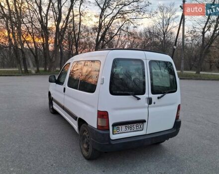 Белый Пежо Partner, объемом двигателя 1.6 л и пробегом 308 тыс. км за 3600 $, фото 10 на Automoto.ua