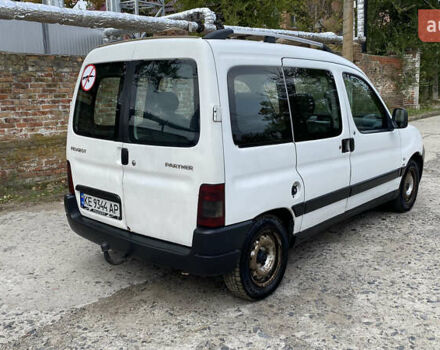 Білий Пежо Partner, об'ємом двигуна 1.6 л та пробігом 170 тис. км за 3200 $, фото 4 на Automoto.ua