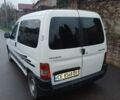 Белый Пежо Partner, объемом двигателя 1.6 л и пробегом 300 тыс. км за 3200 $, фото 4 на Automoto.ua