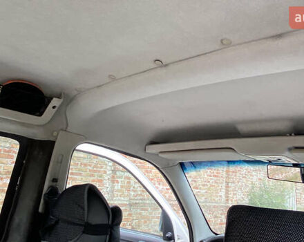 Білий Пежо Partner, об'ємом двигуна 1.6 л та пробігом 170 тис. км за 3200 $, фото 21 на Automoto.ua