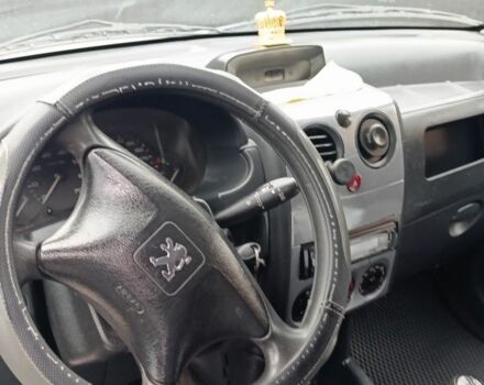 Білий Пежо Partner, об'ємом двигуна 1.9 л та пробігом 412 тис. км за 2735 $, фото 2 на Automoto.ua