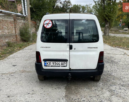 Білий Пежо Partner, об'ємом двигуна 1.6 л та пробігом 170 тис. км за 3200 $, фото 5 на Automoto.ua