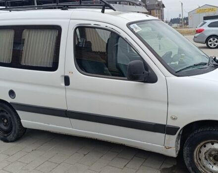 Білий Пежо Partner, об'ємом двигуна 1.9 л та пробігом 412 тис. км за 2735 $, фото 1 на Automoto.ua
