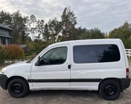 Білий Пежо Partner, об'ємом двигуна 1.6 л та пробігом 320 тис. км за 3700 $, фото 3 на Automoto.ua