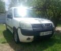 Белый Пежо Partner, объемом двигателя 0 л и пробегом 430 тыс. км за 1800 $, фото 1 на Automoto.ua