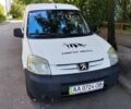 Белый Пежо Partner, объемом двигателя 1.56 л и пробегом 279 тыс. км за 3000 $, фото 1 на Automoto.ua