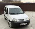 Белый Пежо Partner, объемом двигателя 1.9 л и пробегом 350 тыс. км за 3150 $, фото 1 на Automoto.ua