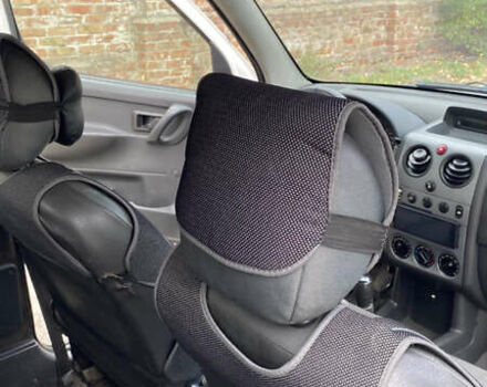 Білий Пежо Partner, об'ємом двигуна 1.6 л та пробігом 170 тис. км за 3200 $, фото 16 на Automoto.ua