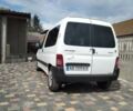 Белый Пежо Partner, объемом двигателя 1.9 л и пробегом 350 тыс. км за 3450 $, фото 1 на Automoto.ua