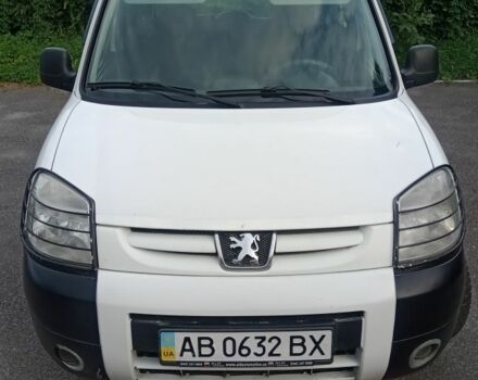 Белый Пежо Partner, объемом двигателя 1.4 л и пробегом 245 тыс. км за 4300 $, фото 1 на Automoto.ua