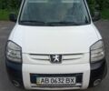 Белый Пежо Partner, объемом двигателя 1.4 л и пробегом 245 тыс. км за 4300 $, фото 1 на Automoto.ua