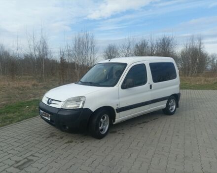 Білий Пежо Partner, об'ємом двигуна 1.6 л та пробігом 400 тис. км за 3499 $, фото 1 на Automoto.ua