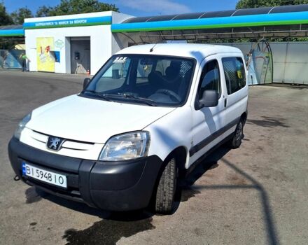 Белый Пежо Partner, объемом двигателя 1.6 л и пробегом 406 тыс. км за 3499 $, фото 1 на Automoto.ua