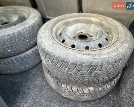 Білий Пежо Partner, об'ємом двигуна 1.56 л та пробігом 300 тис. км за 2900 $, фото 18 на Automoto.ua