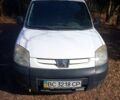 Білий Пежо Partner, об'ємом двигуна 1.6 л та пробігом 253 тис. км за 4000 $, фото 1 на Automoto.ua