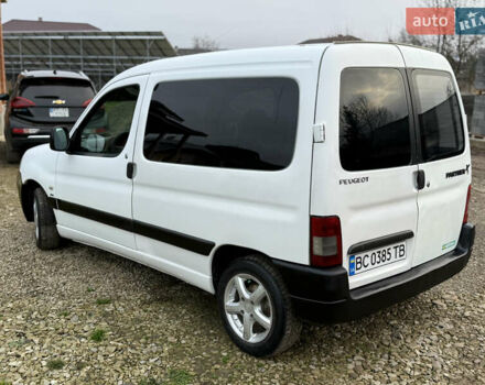 Білий Пежо Partner, об'ємом двигуна 1.6 л та пробігом 442 тис. км за 4750 $, фото 8 на Automoto.ua