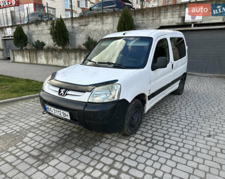 Білий Пежо Partner, об'ємом двигуна 1.56 л та пробігом 300 тис. км за 2900 $, фото 2 на Automoto.ua