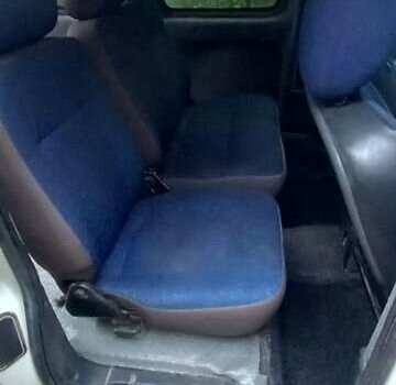 Белый Пежо Partner, объемом двигателя 1.56 л и пробегом 256 тыс. км за 3500 $, фото 7 на Automoto.ua