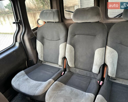 Білий Пежо Partner, об'ємом двигуна 1.56 л та пробігом 300 тис. км за 2900 $, фото 25 на Automoto.ua