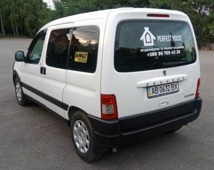 Белый Пежо Partner, объемом двигателя 1.4 л и пробегом 245 тыс. км за 4300 $, фото 8 на Automoto.ua