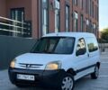 Білий Пежо Partner, об'ємом двигуна 1.56 л та пробігом 330 тис. км за 2999 $, фото 1 на Automoto.ua