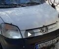 Белый Пежо Partner, объемом двигателя 1.6 л и пробегом 320 тыс. км за 1500 $, фото 1 на Automoto.ua