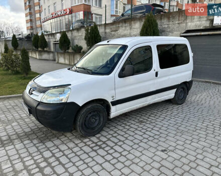 Білий Пежо Partner, об'ємом двигуна 1.56 л та пробігом 300 тис. км за 2900 $, фото 3 на Automoto.ua