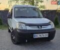 Білий Пежо Partner, об'ємом двигуна 1.6 л та пробігом 240 тис. км за 4699 $, фото 9 на Automoto.ua